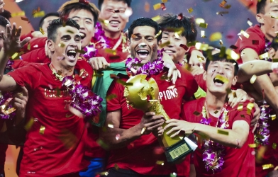 Trung Quốc dùng biện pháp mạnh khiến một loạt sao khủng 'tháo chạy'