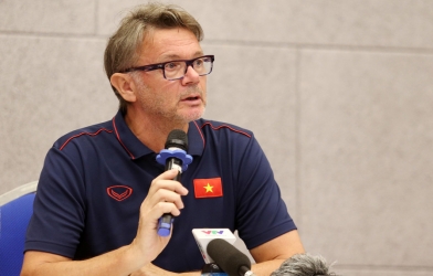 HLV Troussier đổ bể kế hoạch với bóng đá Việt Nam sau quyết định của AFC