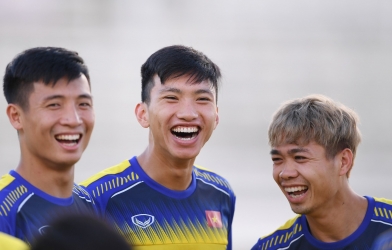 Xuất ngoại, tuyển thủ Việt mất bao lâu để ra mắt?