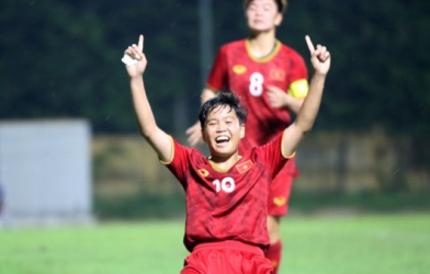 Người hùng của tuyển nữ Việt Nam trải lòng sau bàn thắng quan trọng