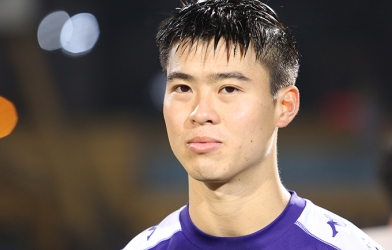 VIDEO: Tình huống khiến Duy Mạnh sớm rời sân trong trận Siêu cúp