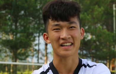 'Truyền nhân của Văn Toàn' mơ khoác áo HAGL đá V.League