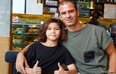 VIDEO: 'Truyền nhân' Huỳnh Kesley trình diễn tài nghệ chơi bóng đẳng cấp