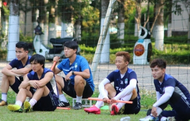 Cảnh lạ thường tại HAGL giữa dịch Covid-19