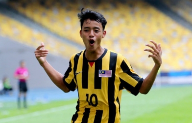 VIDEO: Thần đồng Malaysia 18 tuổi được đội bóng châu Âu chiêu mộ