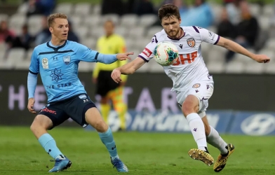 Lịch thi đấu bóng đá hôm nay 3/5: Màn thể hiện của đại gia