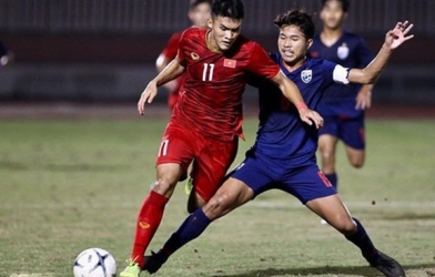 Thầy trò HLV Philippe Troussier mơ tới sân chơi World Cup