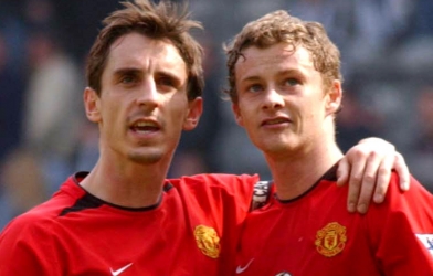 Gary Neville: “MU hãy trao ngay hợp đồng cho Solskjaer”