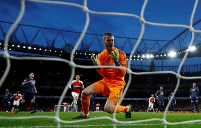 Huyền thoại MU chỉ ra sai lầm của De Gea dẫn tới bàn thua