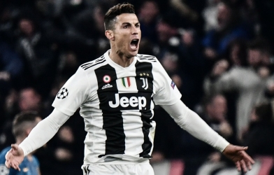 Kết quả Cúp C1 hôm nay 13/3: Show diễn của siêu nhân Ronaldo