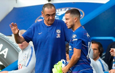 HLV Sarri: '100 triệu là quá rẻ cho Hazard'
