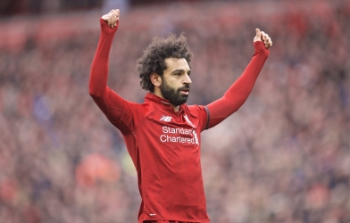 Salah xé lưới Chelsea, Liverpool đòi lại ngôi đầu bảng