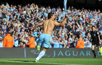 7 năm trước, Man City đánh bại QPR siêu kịch tính để vô địch NHA