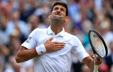 Djokovic: 'Khi họ gọi tên Roger, tôi nghe thấy Novak'