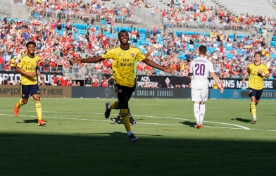 Nghiền nát Fiorentina, Arsenal tiếp tục dẫn đầu ICC 2019