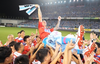 Những khoảnh khắc xúc động ngày Torres giã từ sự nghiệp bóng đá