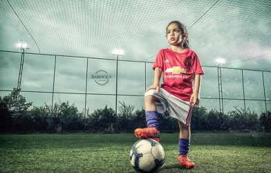 VIDEO: Cậu bé 6 tuổi gây sốt với màn tâng bóng... hơn 700 lần