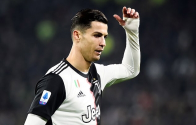 Ronaldo có thể bị cấm thi đấu 2 năm vì bỏ dở trận gặp Milan