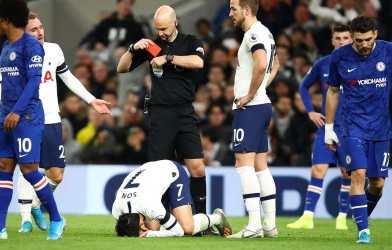 Mourinho: 'Son Heung-min khóc vì làm gãy xương Rudiger'
