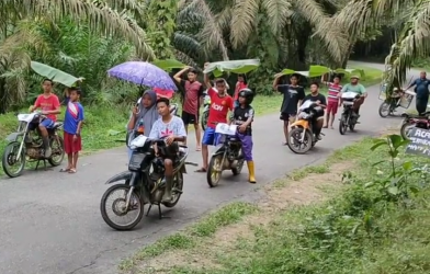 VIDEO: Cười ra nước mắt với chặng đua MotoGP phiên bản thiếu nhi