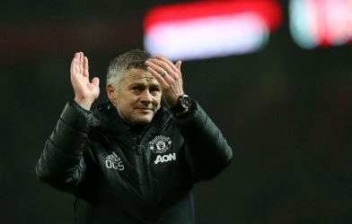 Solskjaer tiếp bước Sir Alex với thành tích khủng