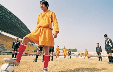 VIDEO: Bàn thắng rung chuyển trời đất của đội Thiếu Lâm