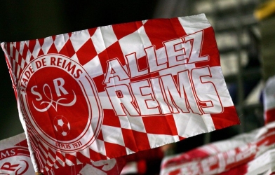 Thành viên của CLB Ligue 1 tự sát