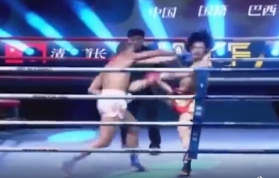 Đạo trưởng Võ Đang ăn đấm 'mù mắt', thua knock-out võ sĩ Brazil sau 40 giây