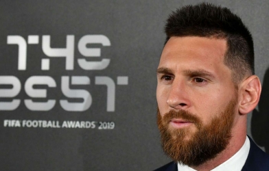 Ronaldo và Messi 'hết cửa' tranh FIFA The Best 2020