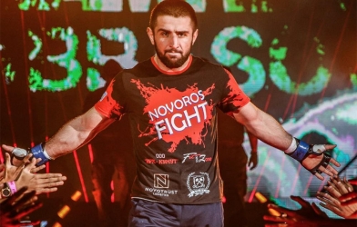 Nhà vô địch ONE Championship vươn lên từ tuổi thơ không trọn vẹn