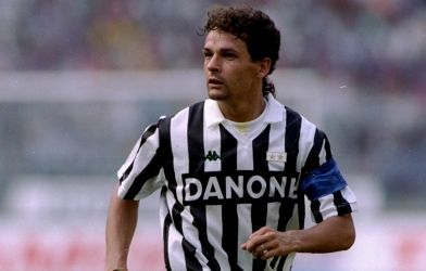 VIDEO: Đẳng cấp của Roberto Baggio trong màu áo Juventus