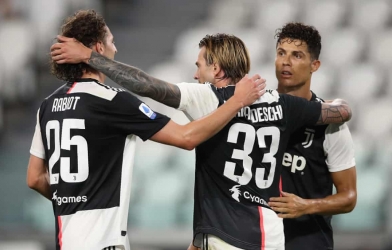 Ronaldo rực sáng, Juventus chính thức vô địch Serie A