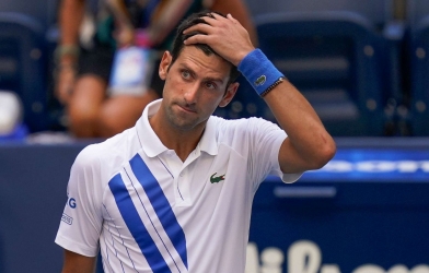 Djokovic bị xử thua gây sốc ở US Open 2020
