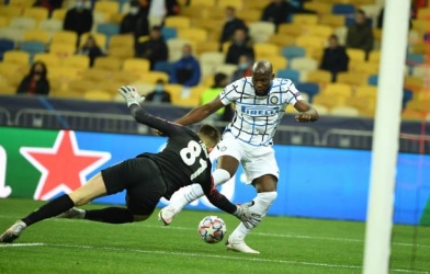 Lukaku im tiếng, Inter tiếp tục không thắng ở Champions League