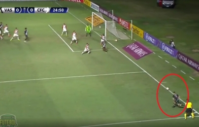 VIDEO: Quả đá phạt góc 'tấu hài' nhất thế giới