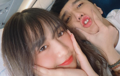 Streamer LMHT Tốc Chiến Bé Chanh công khai bạn gái xinh như ngọc