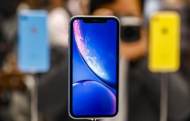 iPhone XR vừa được Apple chính thức cho phép đặt trước, một vài mẫu đã cháy hàng