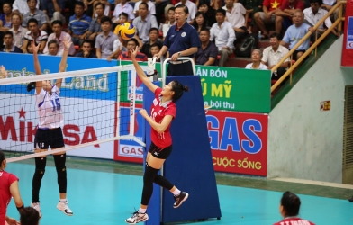 16h-20h00: Trực tiếp bán kết giải bóng chuyền VĐQG 2017