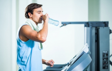 Uống nước khi tập luyện thế nào cho chuẩn?