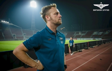 HLV ngoại du nhập, cuộc đua ở V-League sẽ trở nên không khoan nhượng