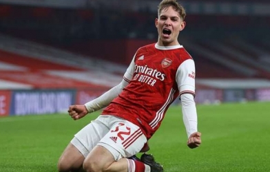 Emile Smith Rowe – Viên ngọc thô trên con đường trở thành Ozil 2.0