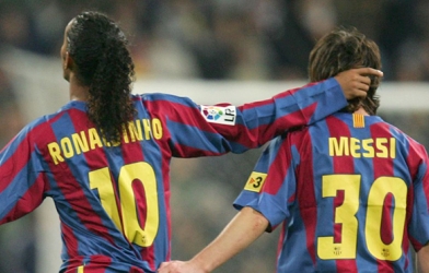 Ronaldinho: 'Messi không phải là cầu thủ xuất sắc nhất'