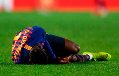 Sao Barca chấn thương hết mùa vì bài tập hồi phục