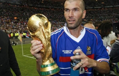Góc nhìn độc giả: Zidane vĩ đại nhất lịch sử bóng đá
