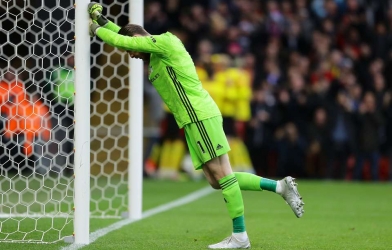 HÀI HƯỚC: Pha xử lý nhận ngay giải 'Mâm xôi vàng làng thủ môn'