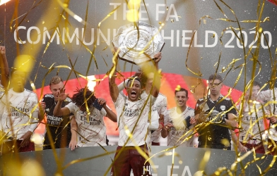 Kịch tính hạ Liverpool, Arsenal vô địch Siêu cúp Anh