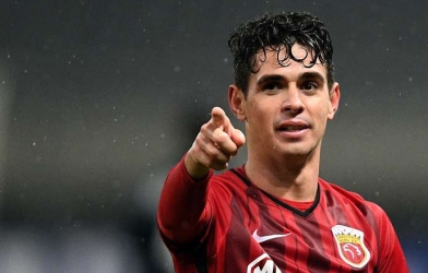 Rời Trung Quốc, Oscar ký hợp đồng với ‘gã khổng lồ châu Âu’?