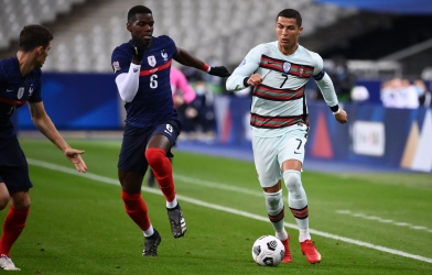 Ronaldo cùng đồng đội bất phân thắng bại ĐT Pháp