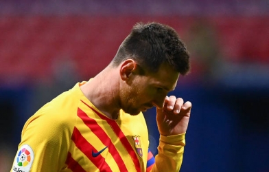 Van Basten: 'Messi chơi bóng như thợ làm bánh'