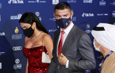 Ronaldo âm thầm giúp sao nhí chữa bệnh hiểm nghèo